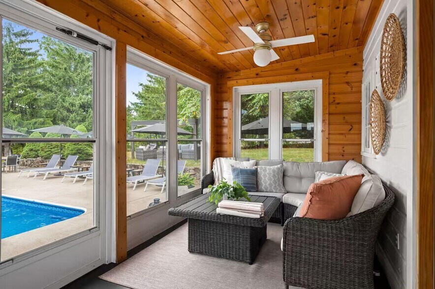 More Photos Of 11 Marbleridge Rd, North Andover Specialty For Sale