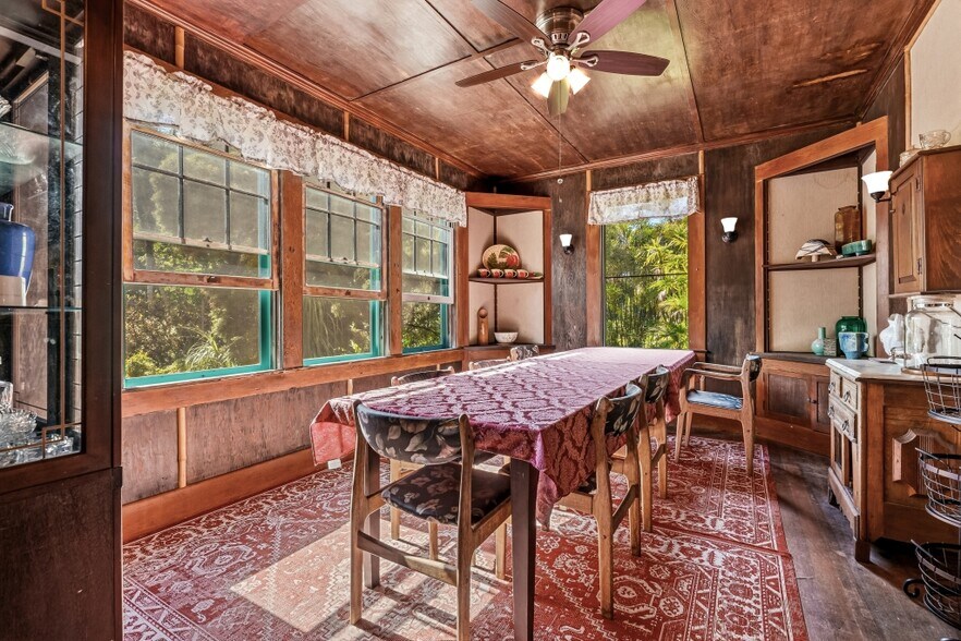 More Photos Of 1896 Kalanianaole St, Hilo Hospitality For Sale