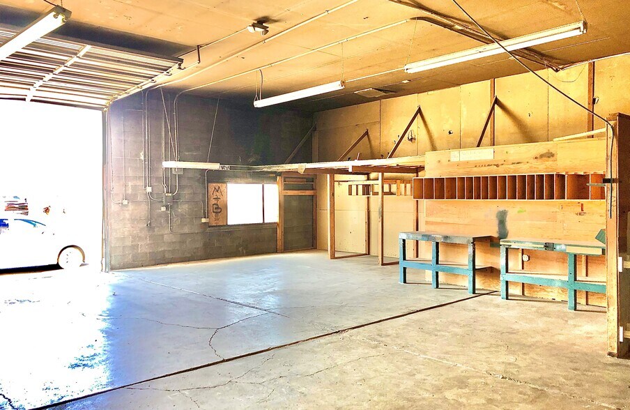 More Photos Of 600 S Rock Blvd, Sparks Warehouse For Sale