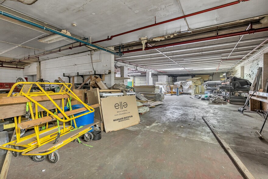 More Photos Of 330 Upton Ave, Battle Creek Warehouse For Sale