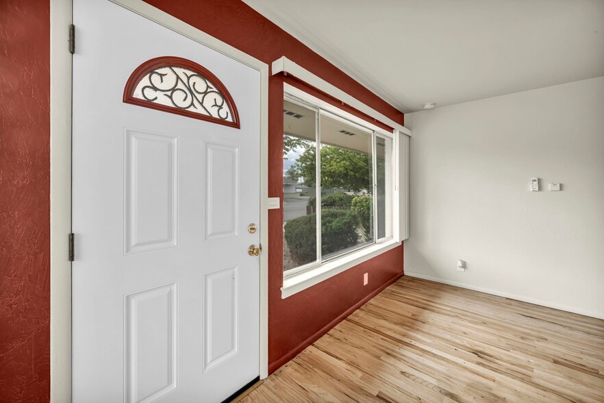 More Photos Of 908 12th St, Sparks Apartments For Sale