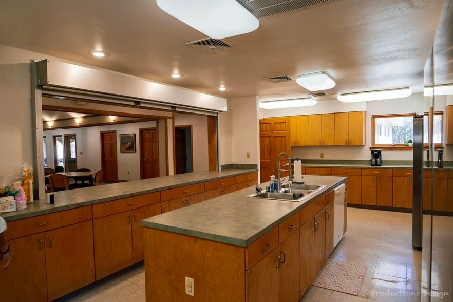 More Photos Of 8524 Youth Ranch Rd, Mulberry Lodge Meeting Hall For Sale