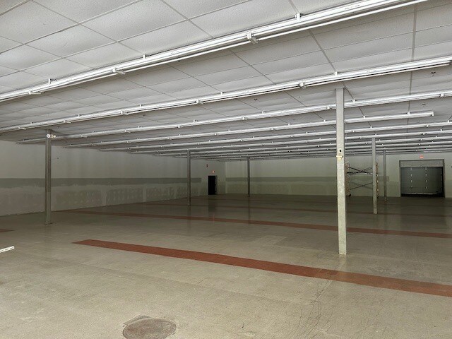 More Photos Of 165-177 Bedford Plaza Rd, Bedford Unknown For Lease