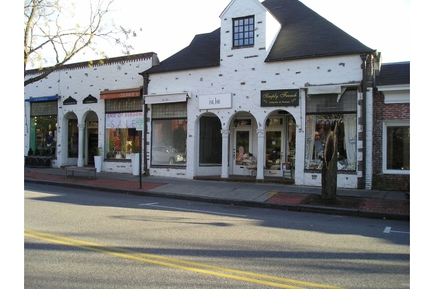 Primary Photo Of 11 S Main St, Southampton Storefront Retail Office For Lease