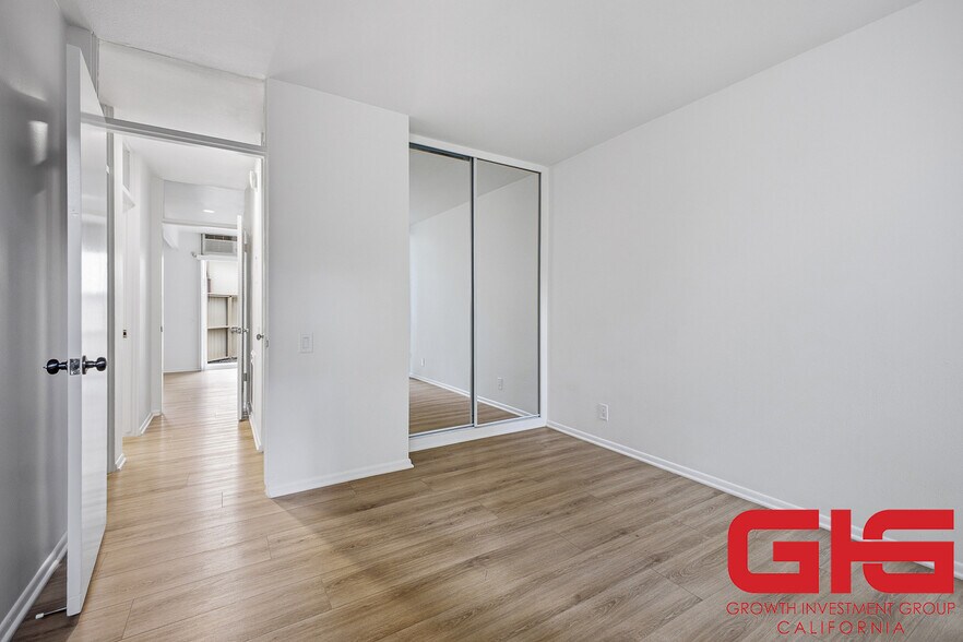 More Photos Of 570 N Madison Ave, Pasadena Apartments For Sale