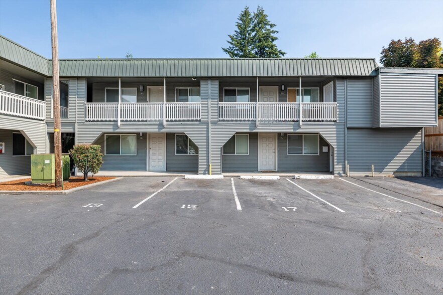 More Photos Of 1016 NE 86th St, Vancouver Multifamily For Sale