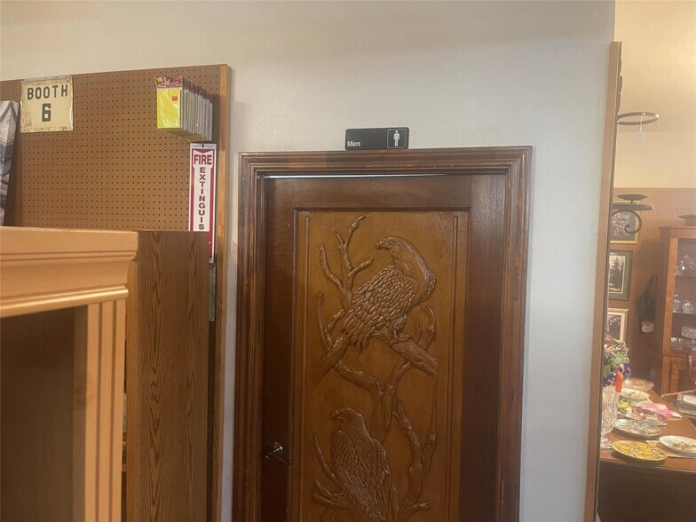 More Photos Of 101 Park Place Cir, Cresson Storefront Retail Office For Sale