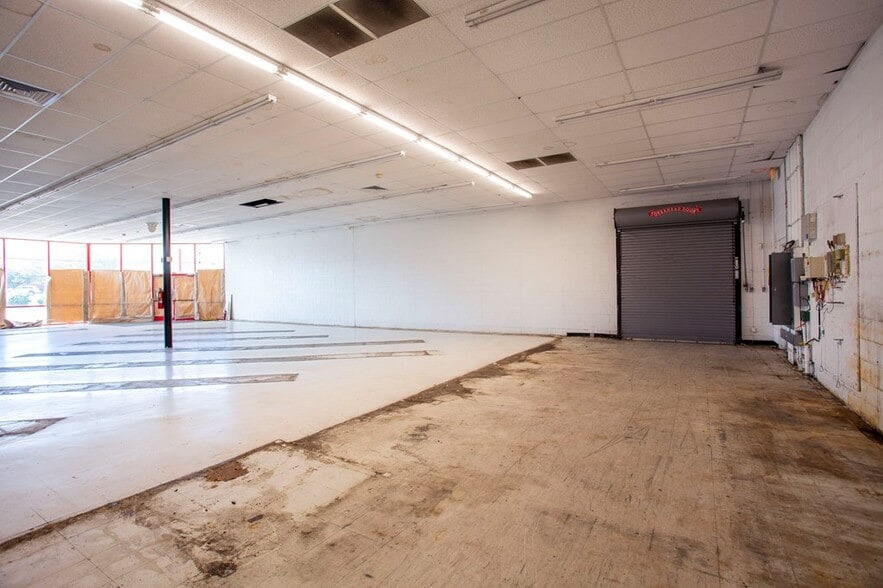 More Photos Of 1205 S Eufaula Ave, Eufaula Freestanding For Sale