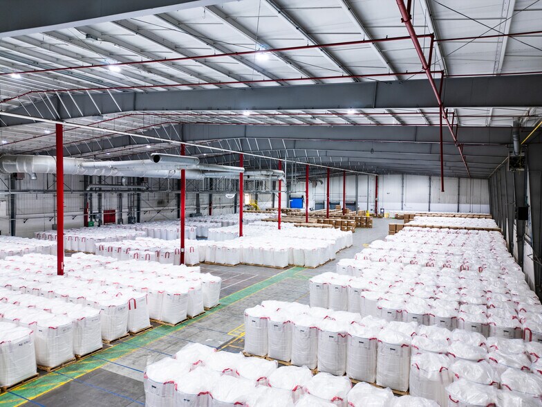 More Photos Of 540 E Broadway, Newport Manufacturing For Lease