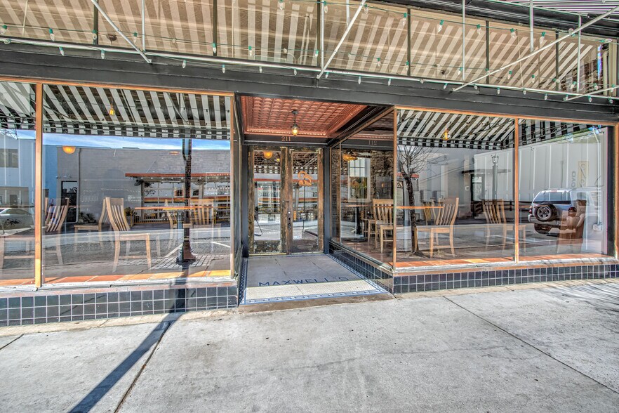More Photos Of 215 10th St, Augusta Storefront Retail Residential For Sale