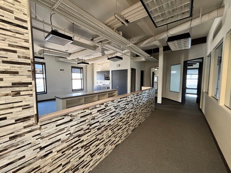 More Photos Of 2563 15th St, Denver Loft Creative Space For Lease