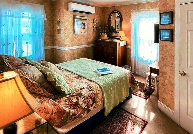 More Photos Of 4141 Main St, Chincoteague Island Hospitality For Sale