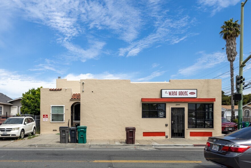 More Photos Of 1841 98th Ave, Oakland Freestanding For Sale