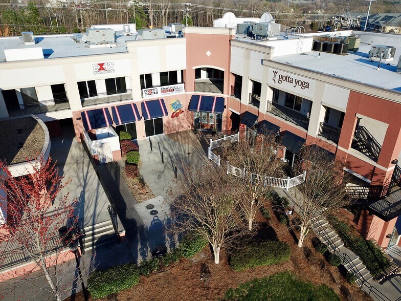 More Photos Of 9539 Pinnacle Dr, Charlotte Unknown For Lease