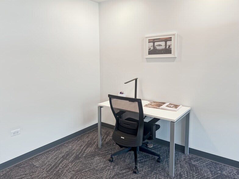 More Photos Of 9601 N Centennial Dr, Munster Coworking Space