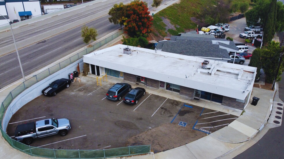 More Photos Of 2329-2335 W Sequoia Ave, Anaheim General Retail For Sale