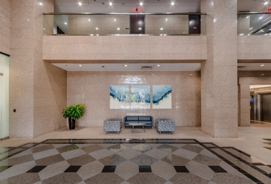 More Photos Of 10670 N Central Expy, Dallas Office For Lease