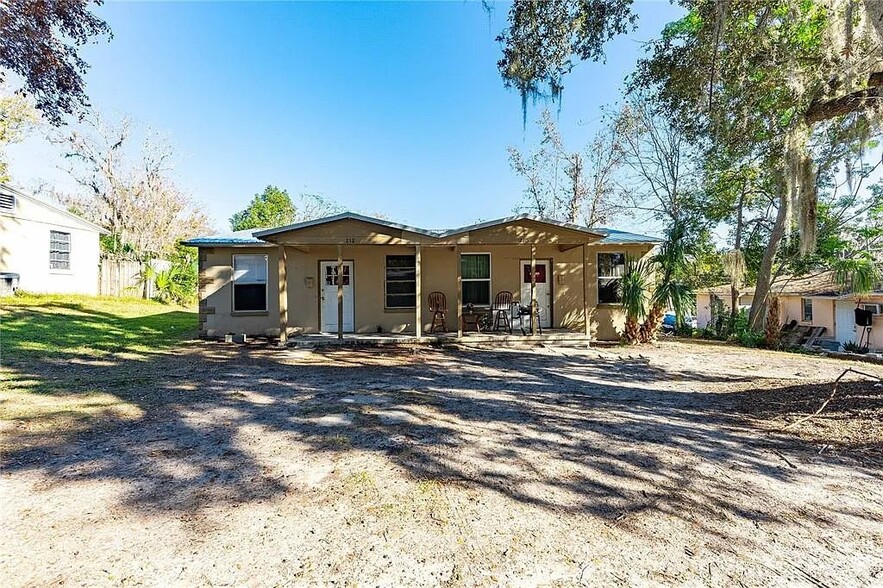 Primary Photo Of 212 Oakland Ave, Brooksville Apartments For Sale