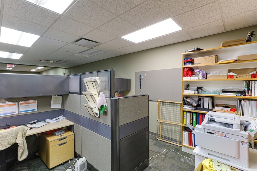 More Photos Of 2572 Davies Ave, Port Coquitlam Warehouse For Sale