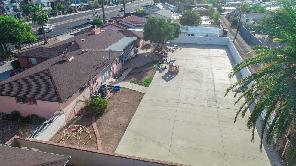 More Photos Of 420 W Chandler Blvd, Chandler Office Residential For Sale