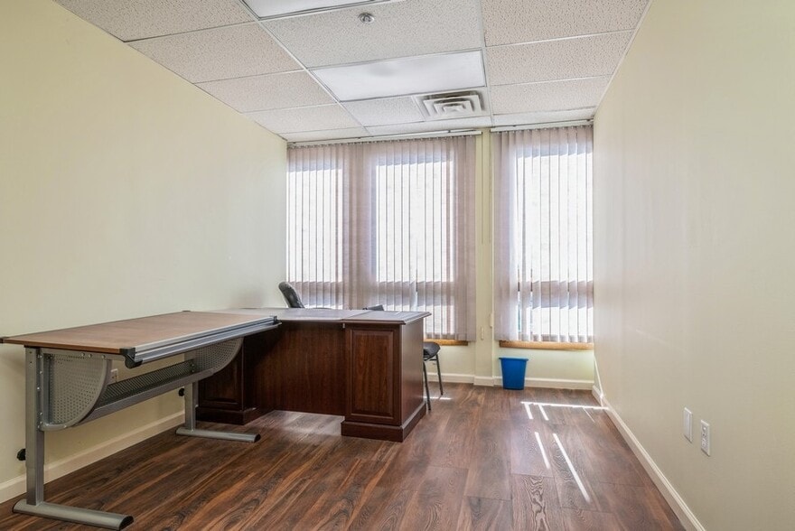 More Photos Of 674 US Highway 202, Bridgewater Medical For Sale