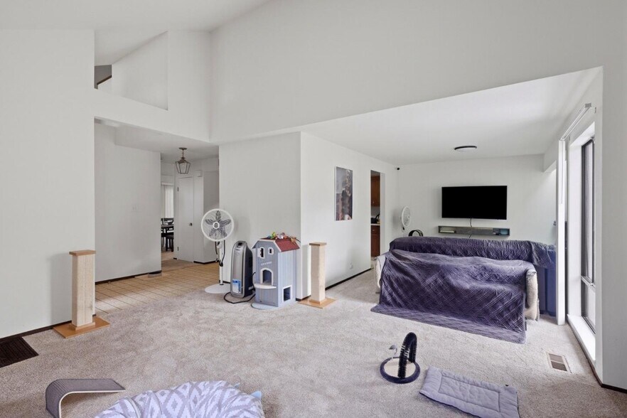 More Photos Of 2001 Parrott Dr, San Mateo Multifamily For Sale