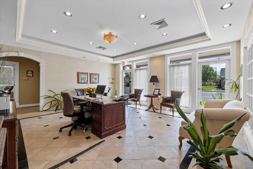 More Photos Of 11533 Nuckols Rd, Glen Allen Medical For Sale