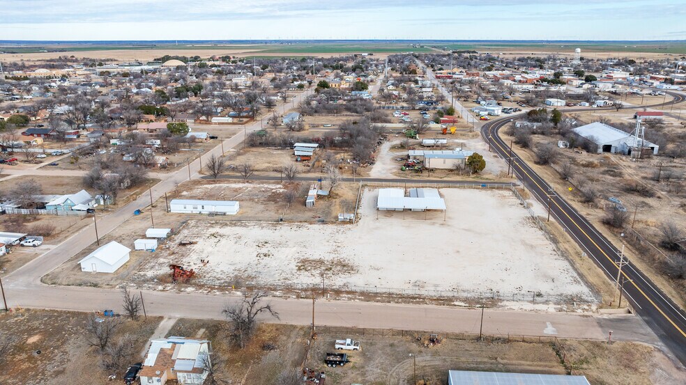 More Photos Of 711 S 3rd Ave, Munday Warehouse For Sale