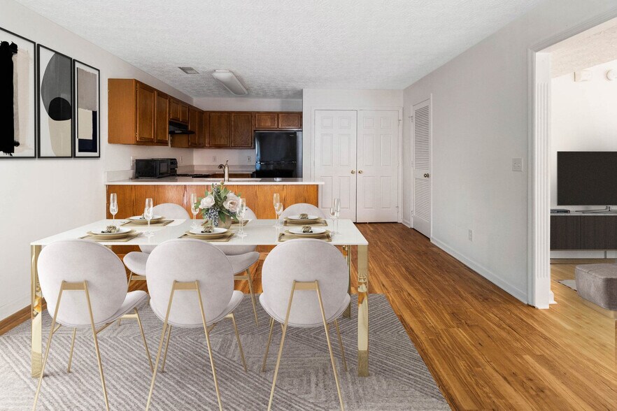 More Photos Of 3353-3375 Cove Lake Dr, Lexington Apartments For Sale