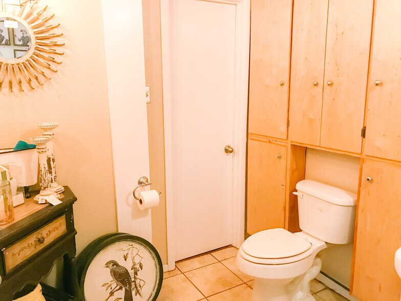 More Photos Of 300 Connally St, Sulphur Springs Restaurant For Sale