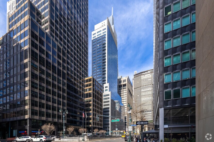 More Photos Of 100 Park Ave, New York Office For Lease
