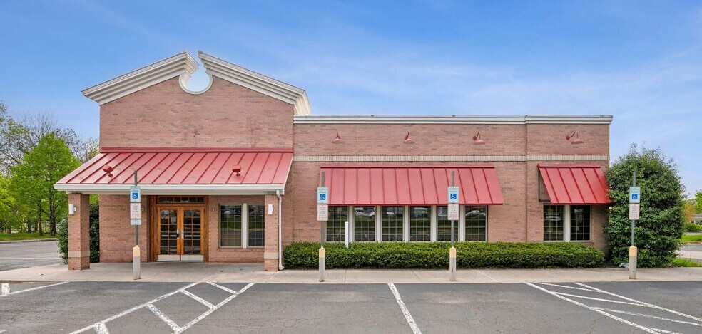 More Photos Of 1369 Bristol Pike, Bensalem Restaurant For Lease