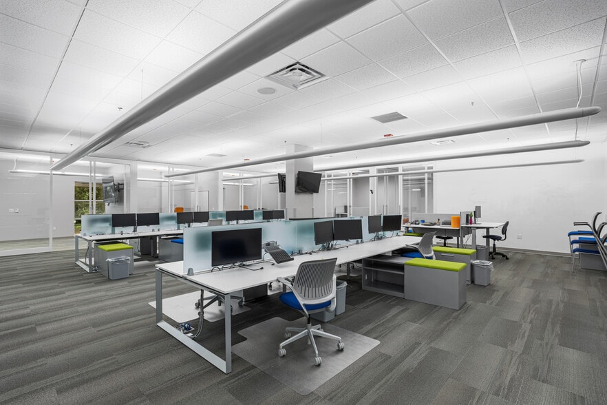 More Photos Of 7525 NW 4th Blvd, Gainesville Medical For Sale