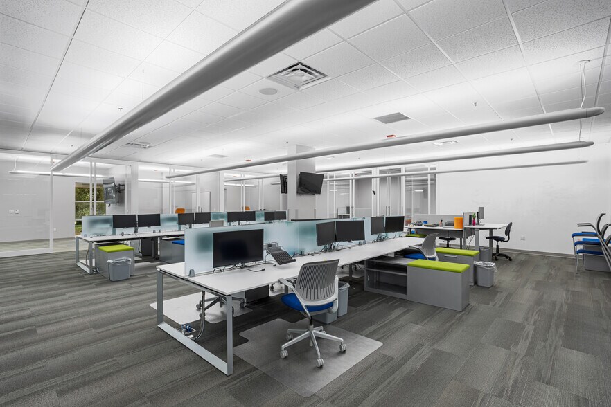 More Photos Of 7525 NW 4th Blvd, Gainesville Medical For Lease