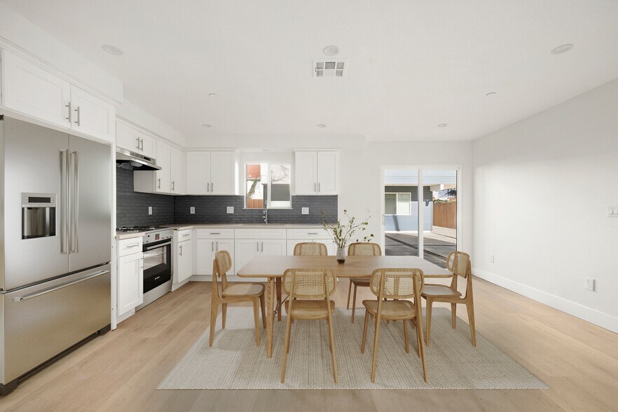 More Photos Of 645 W 97th St, Los Angeles Multifamily For Sale