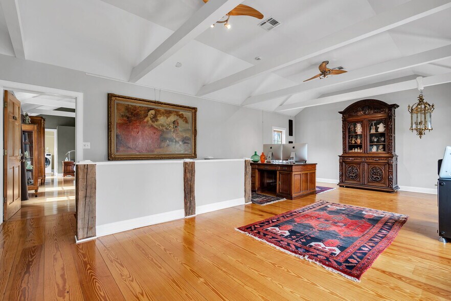 More Photos Of 137 Stockton St, Hightstown Flex For Sale