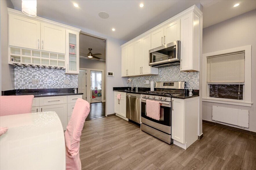 More Photos Of 3548 Bronx Blvd, Bronx Apartments For Sale
