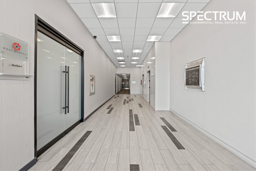 More Photos Of 17609 Ventura Blvd, Encino Office For Lease