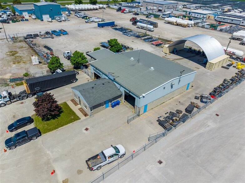 More Photos Of 394 Mcgregor Side Rd, Sarnia Warehouse For Sale