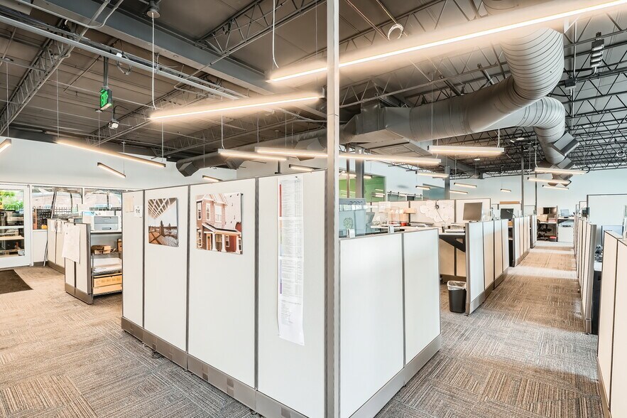More Photos Of 888 Federal Blvd, Denver Warehouse For Sale