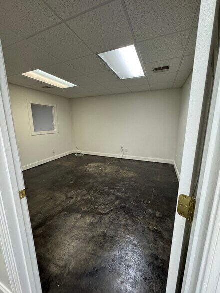 More Photos Of 332 2nd Ave E, Oneonta Office For Sale