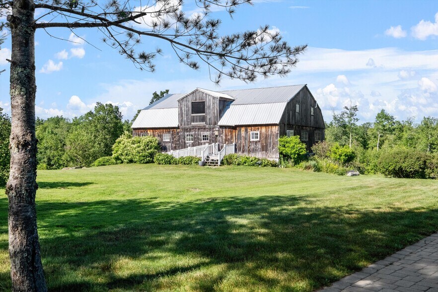 More Photos Of 235 Windsor Rd, Hillsborough Hospitality For Sale