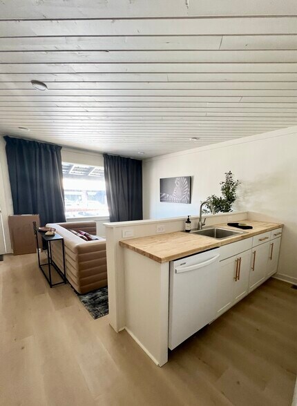 More Photos Of 943 Highway 64 Business, Hayesville Office Residential For Sale