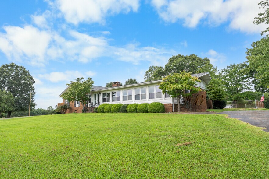 More Photos Of 8509 S Lowell Rd, Bahama Land For Sale