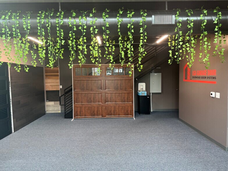 More Photos Of 2512 W Pecan St, Pflugerville General Retail For Lease