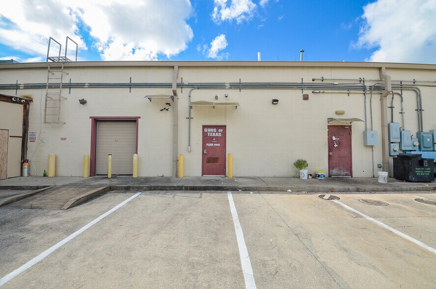 More Photos Of Beltway 8 & Gessner, Houston Unknown For Lease