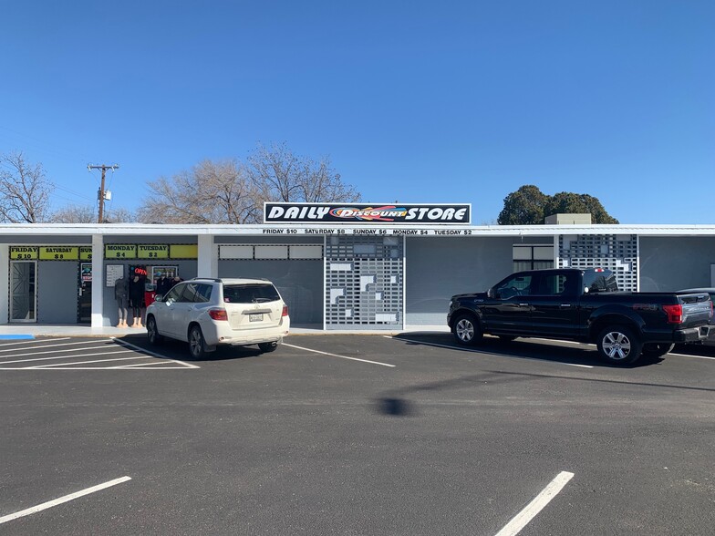 Primary Photo Of 2807-2813 Avenue Q, Lubbock Freestanding For Lease