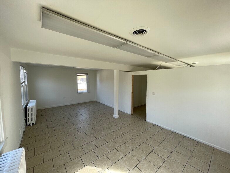 More Photos Of 2010-2012 Rhode Island Ave NE, Washington Storefront Retail Office For Lease