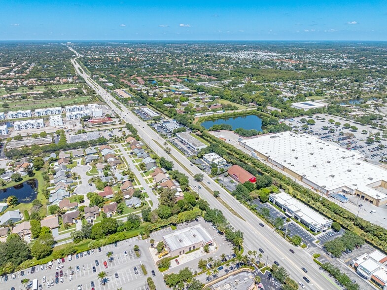 More Photos Of 3301 W Boynton Beach Blvd, Boynton Beach Freestanding For Sale