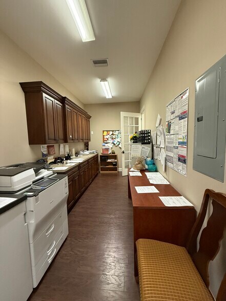 More Photos Of 7076-7078 W Gulf To Lake Hwy, Crystal River Medical For Sale